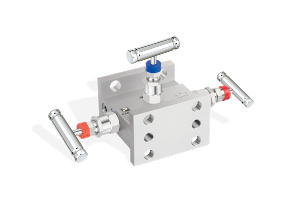 Three-valve instrument manifold